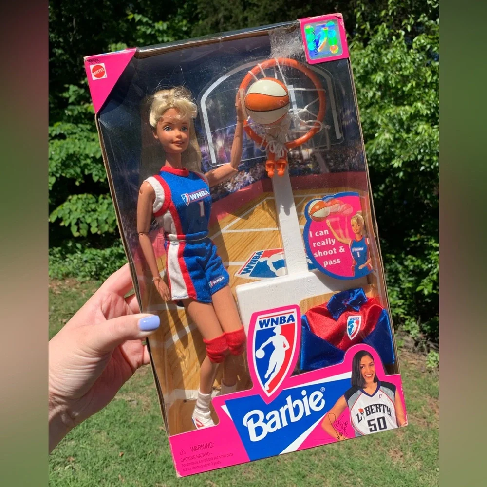 Vintage WNBA Barbie Doll - Picture 15 of 16